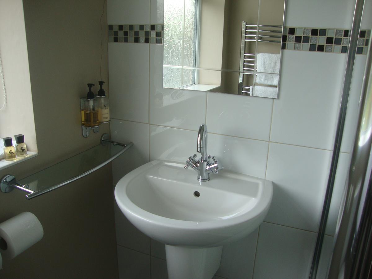 Canal View Bed And Breakfast Saxilby 외부 사진